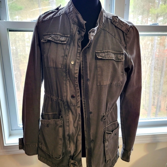 Light jacket - Picture 2 of 5